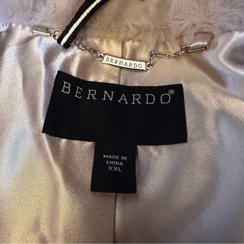 NWT/BERNARDO Chevron Quilted Faux Fur Jacket/SIZE: XXL - Picture 7 of 14